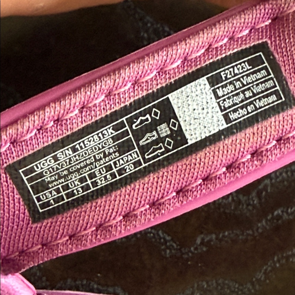 UGG Kids Goldenstar Sandal - Picture 10 of 12